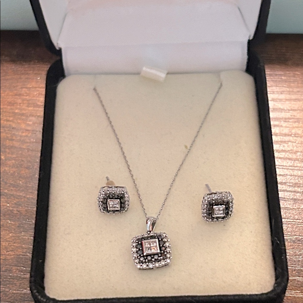 Elegant white gold Necklace and Earring Set. Black and white diamonds. Worn once